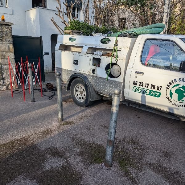 Earthsanitation 